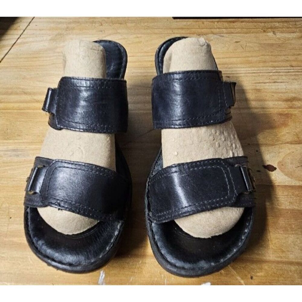 Black Minimalist Leather Sandals